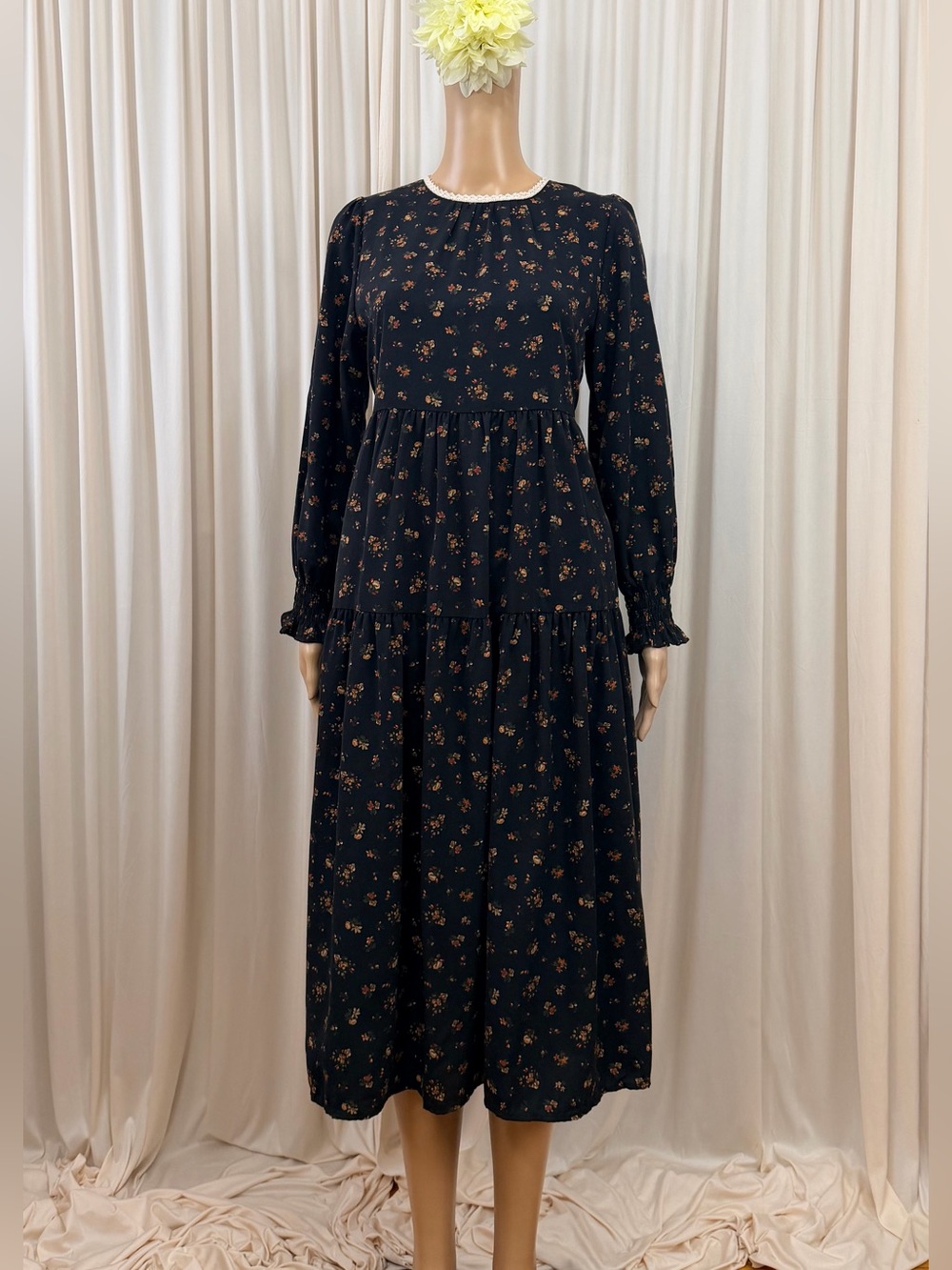 NEW Valleygirl Floral Long Sleeve Tiered Midi Dress Black Size S
